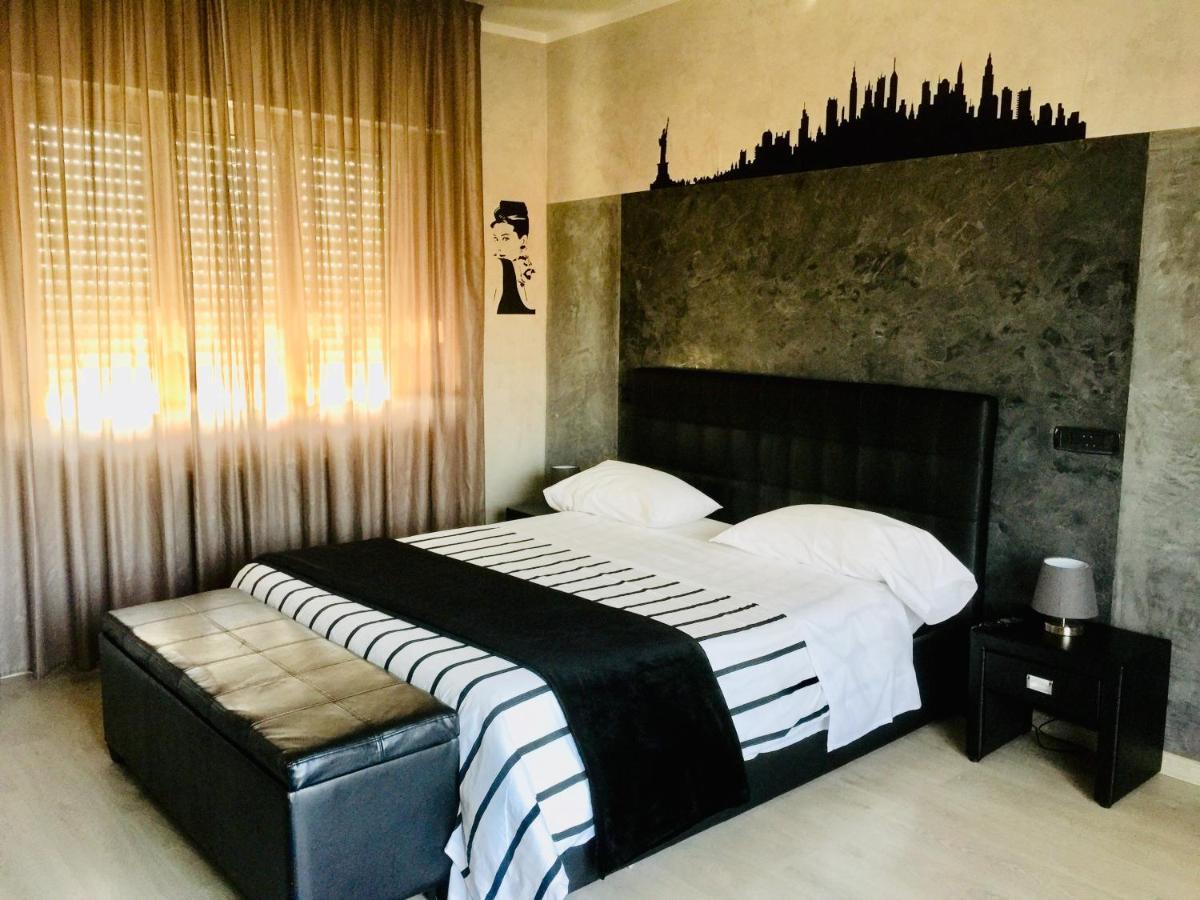 B2In Suite & Office Capriate San Gervasio Exterior foto