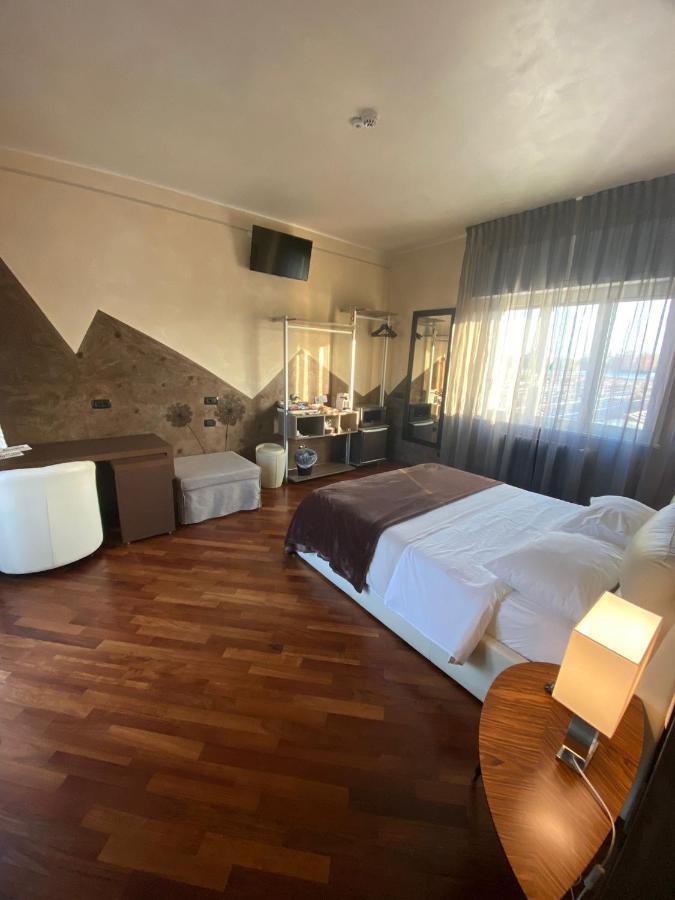 B2In Suite & Office Capriate San Gervasio Exterior foto